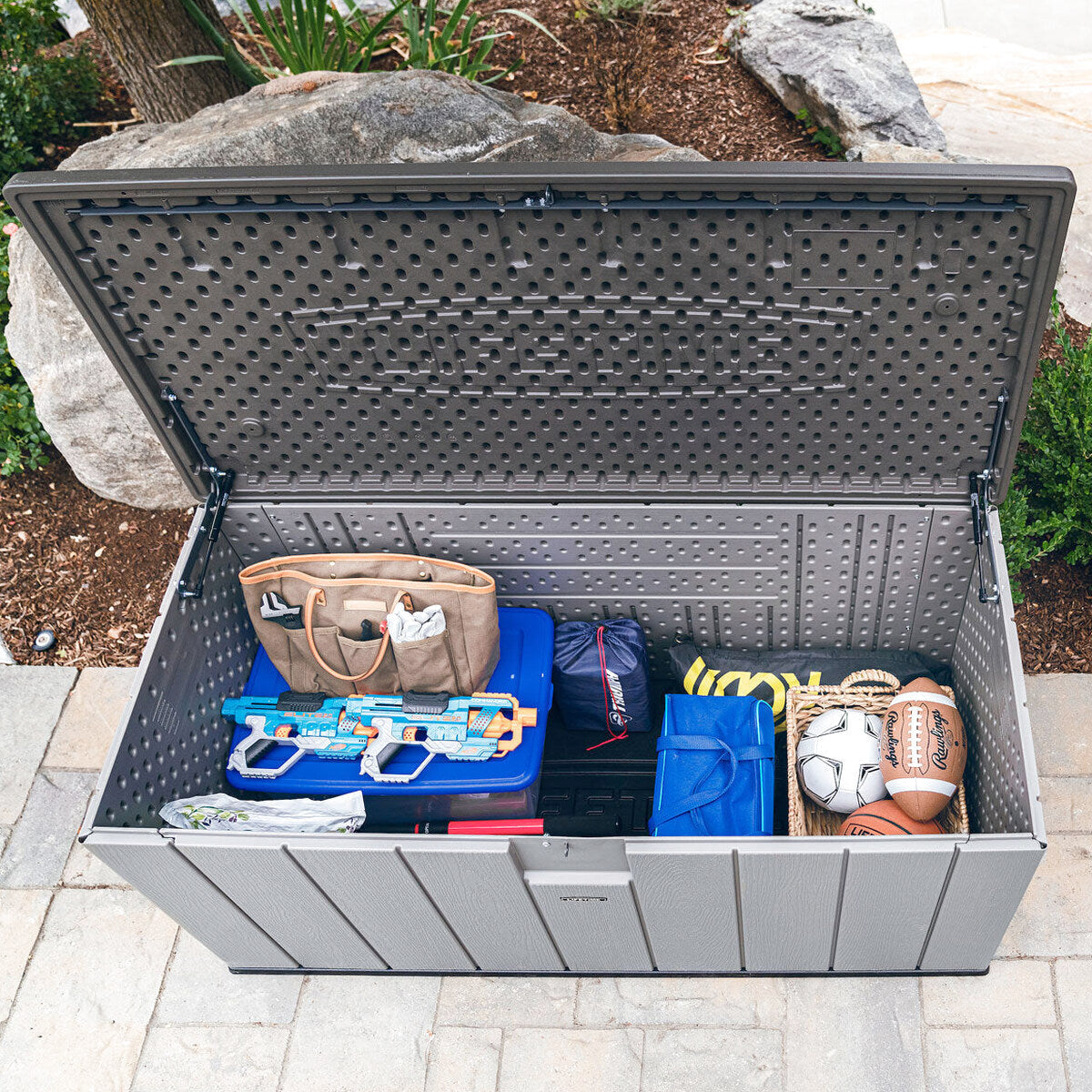 Lifetime Modern Outdoor Storage Deck Box 568 Litre Grey - 60384U