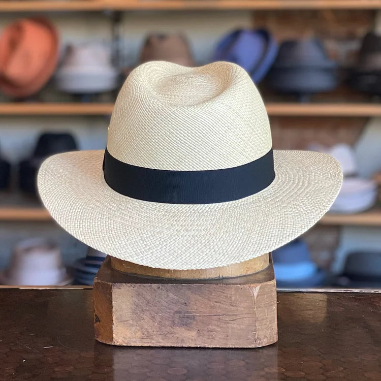 Can be rolls up for packing - Handmade panama hat - Gedeon