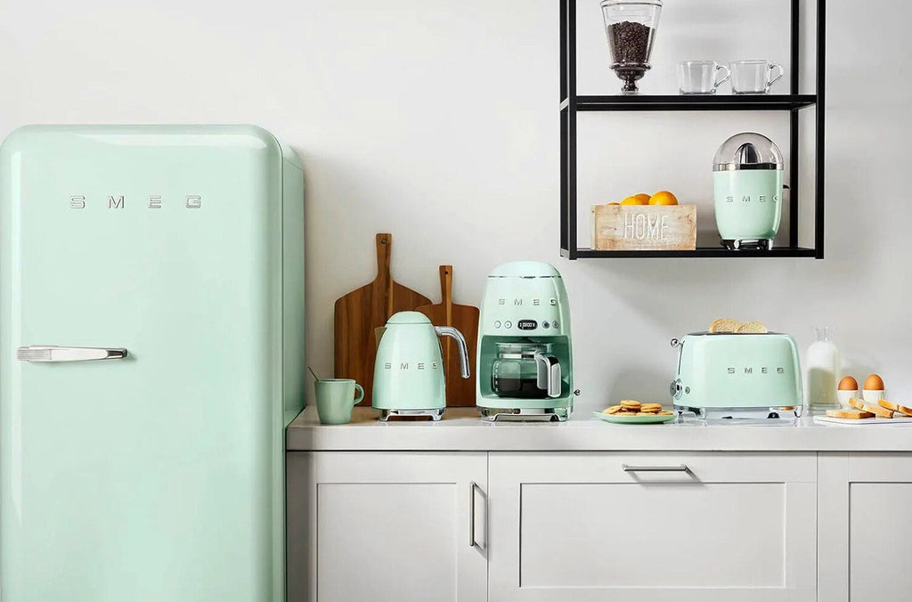 Smeg 50's Retro Style Drip Filter Coffee Machine, 10 Cups, Pastel Green