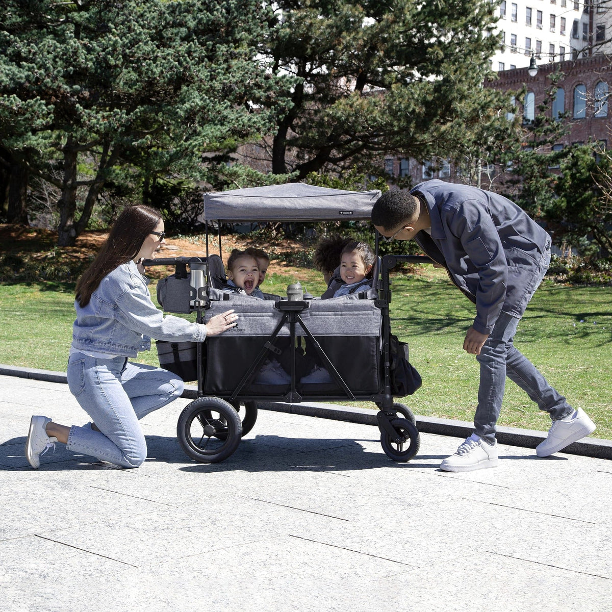 Jeep Wrangler Deluxe 4 Seater Stroller Wagon - Delta Children