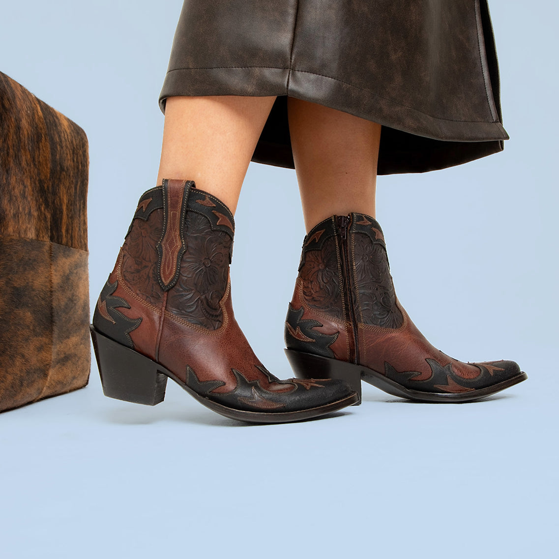 Women's Cowhide Cowgirl Booties - Cognac/Black