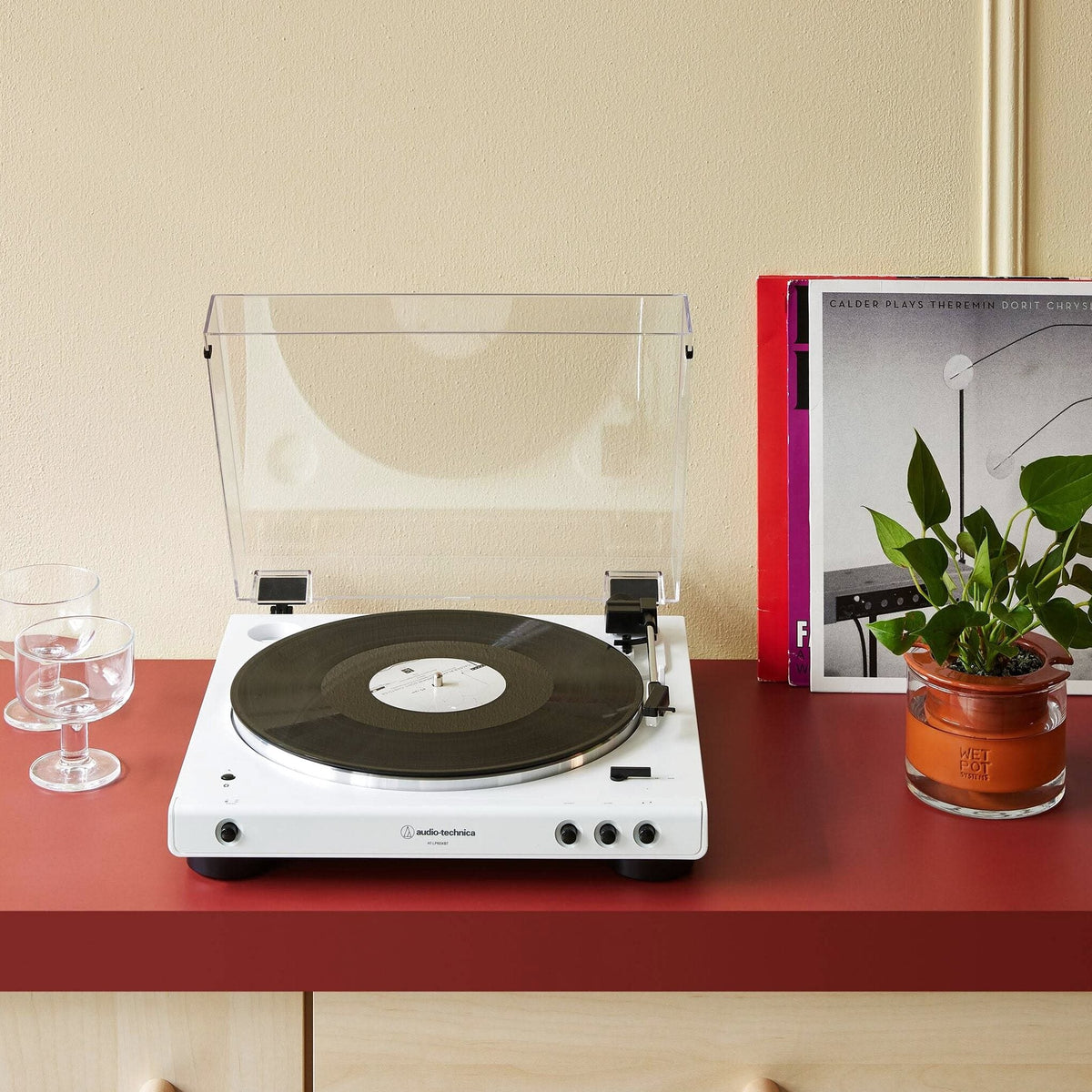 Audio-Technica Bluetooth Turntable, White - AT-LP60XBT-WW